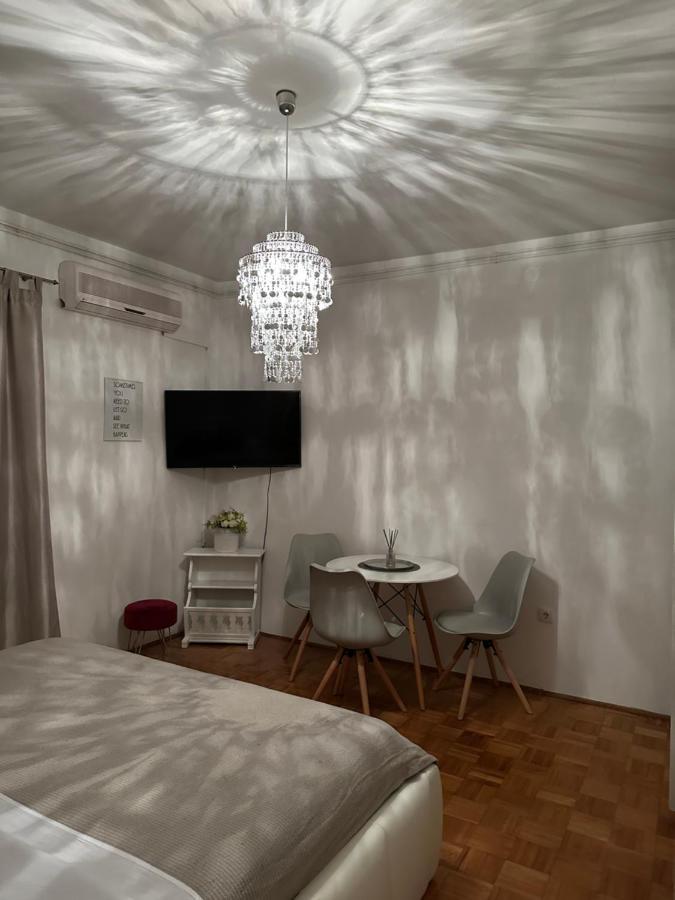 Апартаменты Casa Tosic Ровинь Экстерьер фото